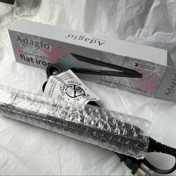 New In box ! ADAGIO FLAT IRON NOT SO MIMI NIB - Picture 7 of 13